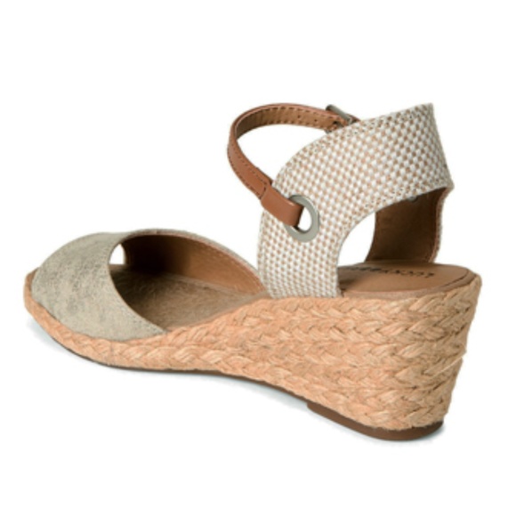 KYNDRA ESPADRILLE WEDGE SANDALS - Picture 4 of 4